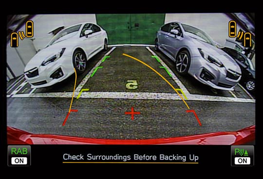 Impreza 1.6i EXECUTIVE EyeSight: Zadní parkovací kamera